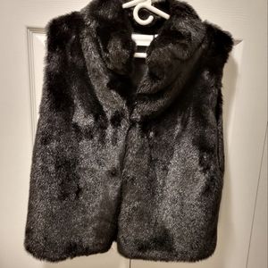 Fur vest